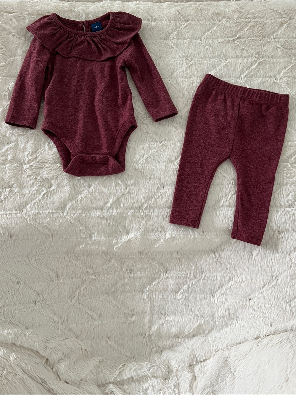 Old Navy | Red Wine Ruffle-Trim Baby One-Piece & Matching Pants #746725-00 0-3 M